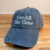 Kiss cap
